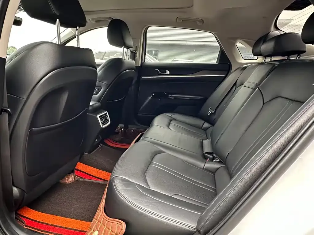 Kia K5 2021 из CN, фото 8