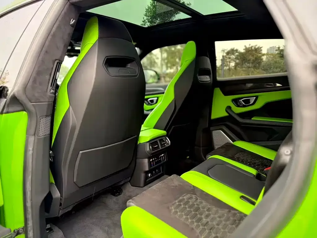 Lamborghini Urus — фото 6