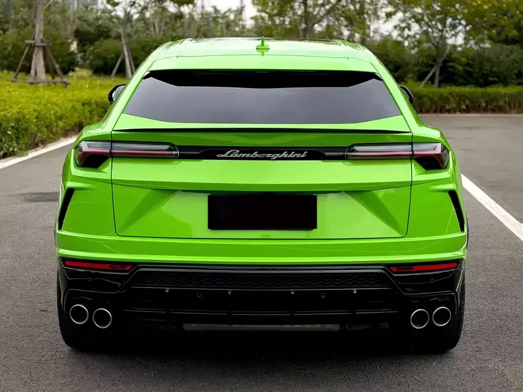 Lamborghini Urus — фото 3