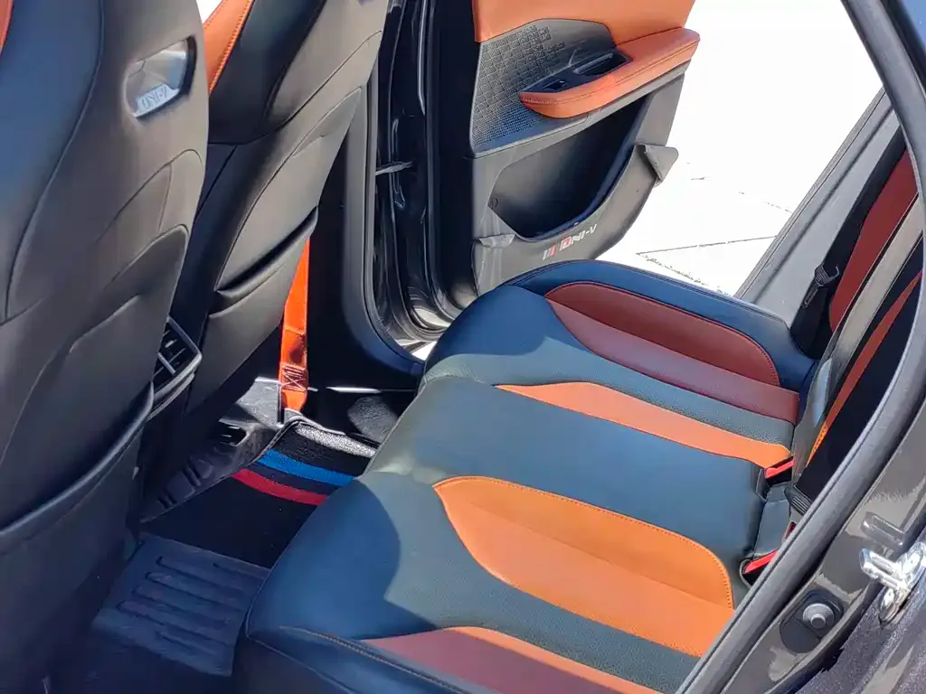 Changan UNI-V 2024 из CN, фото 4