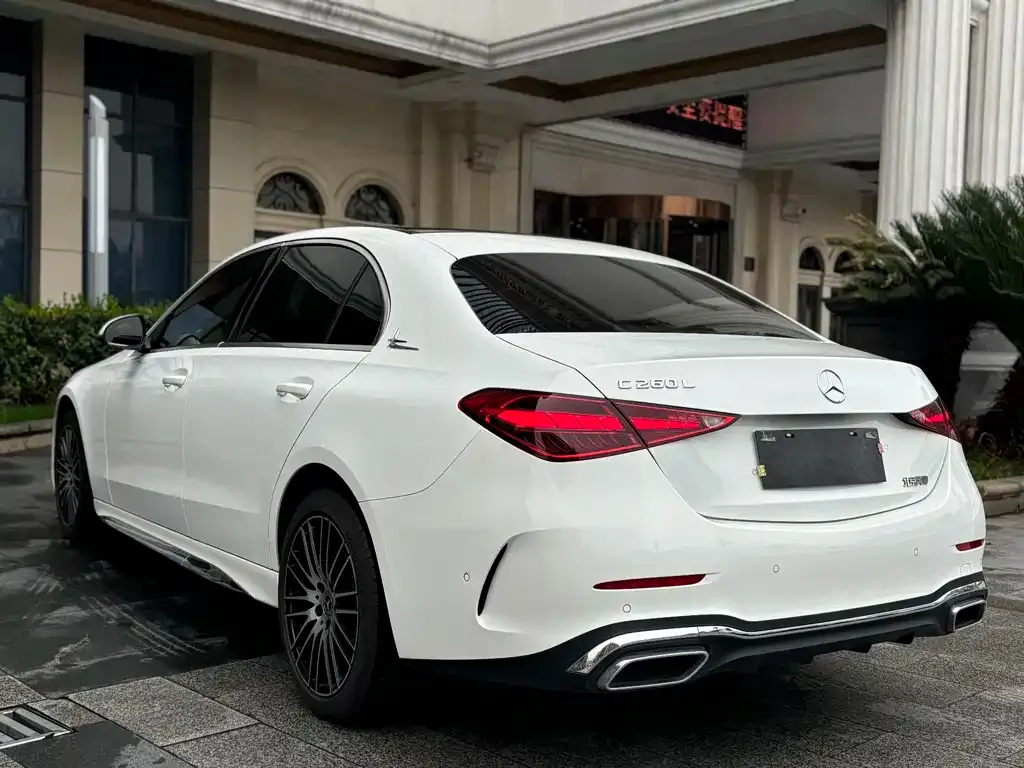 Mercedes-Benz C-Class — фото 10