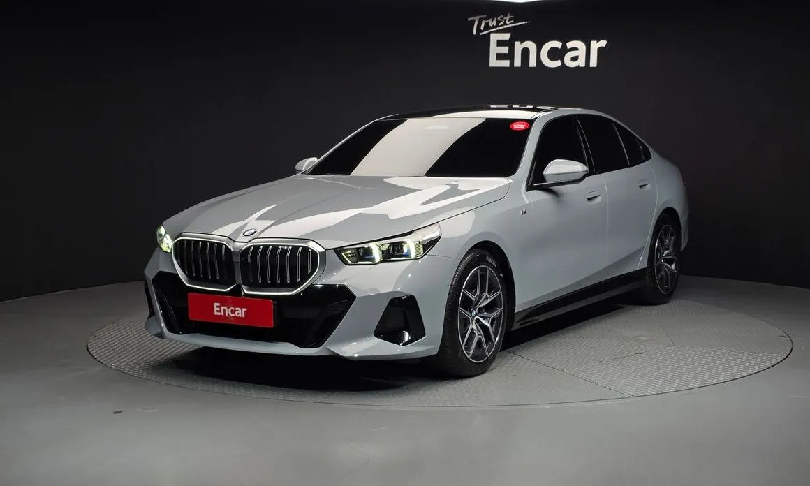 BMW 5-Series 2025 из KR, фото 1