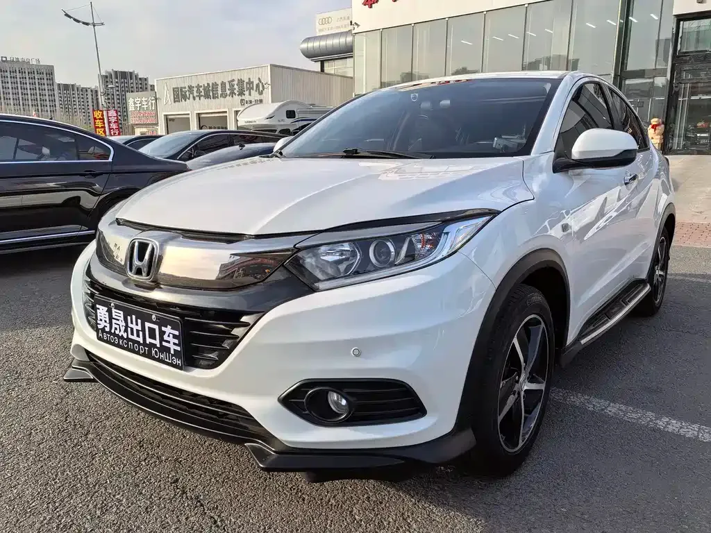 Honda Vezel — фото 1