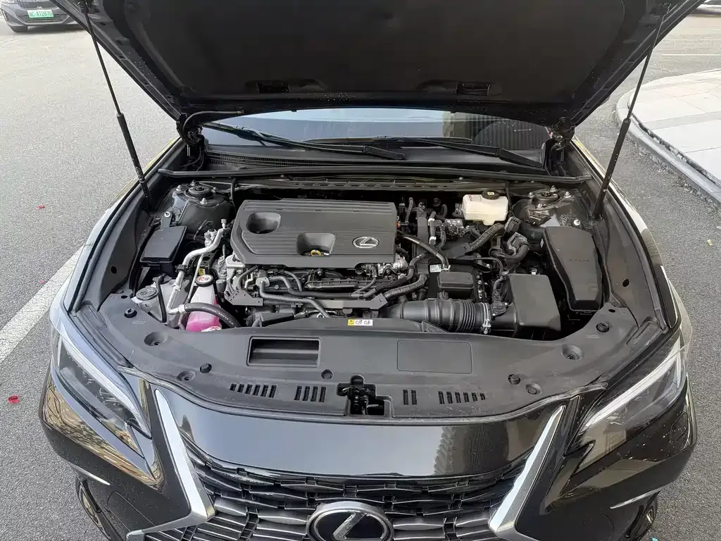 Lexus ES 2025 из CN, фото 5