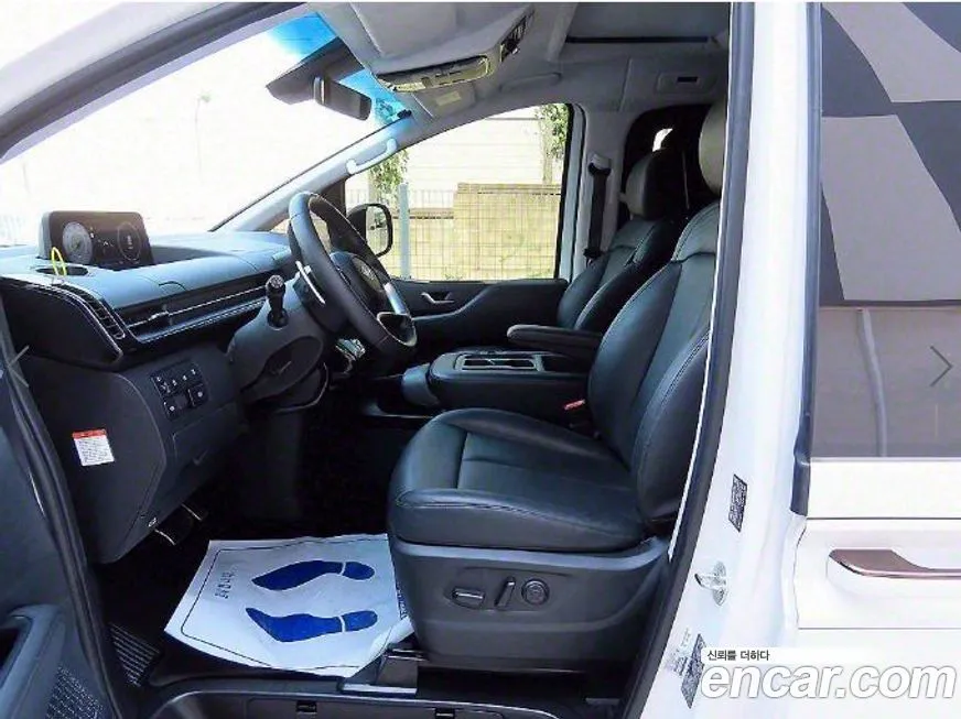 Hyundai Staria 2023 из KR, фото 2