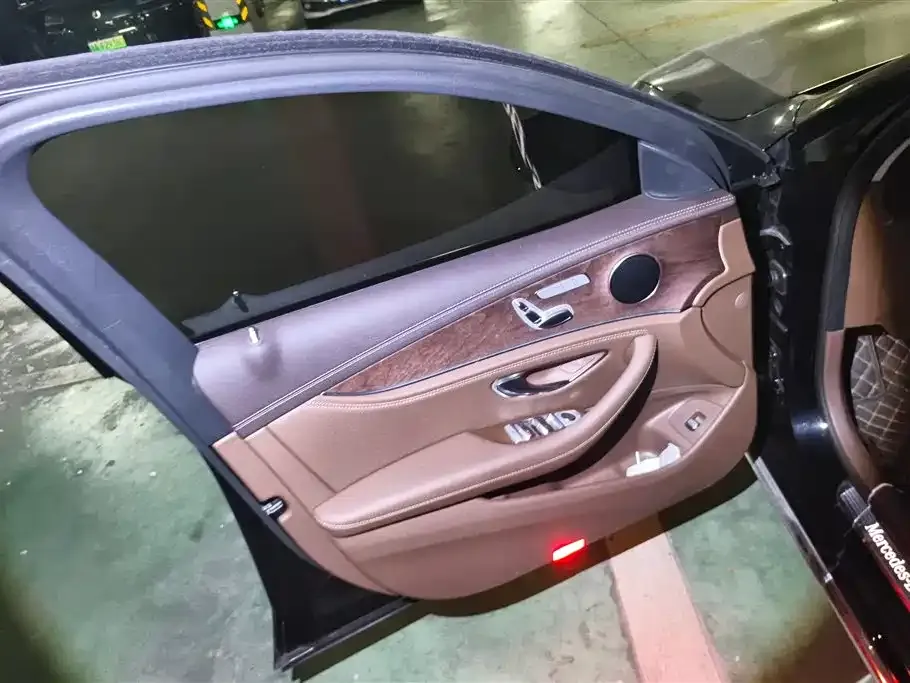 Mercedes-Benz E-Class 2022 из CN, фото 10