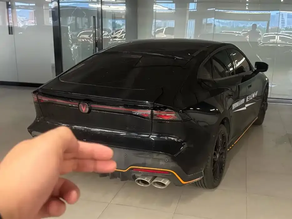Changan UNI-V 2025 из CN, фото 4