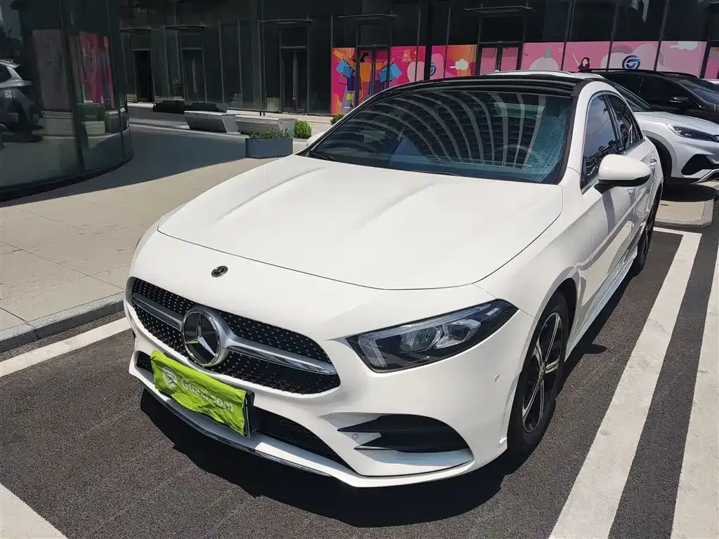 Mercedes-Benz A-Class 2023 из CN, фото 1