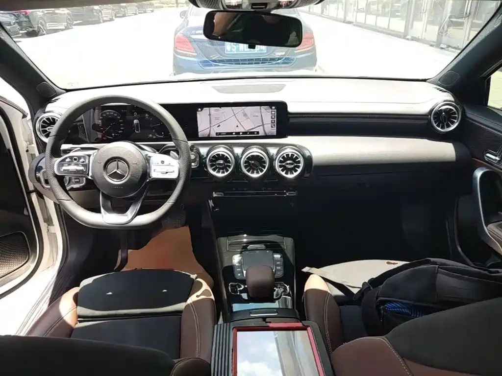 Mercedes-Benz A-Class 2023 из CN, фото 10