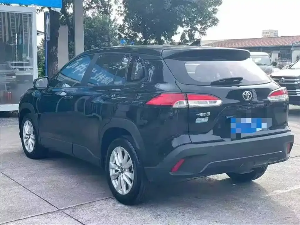 Toyota Corolla Cross 2023 из CN, фото 6
