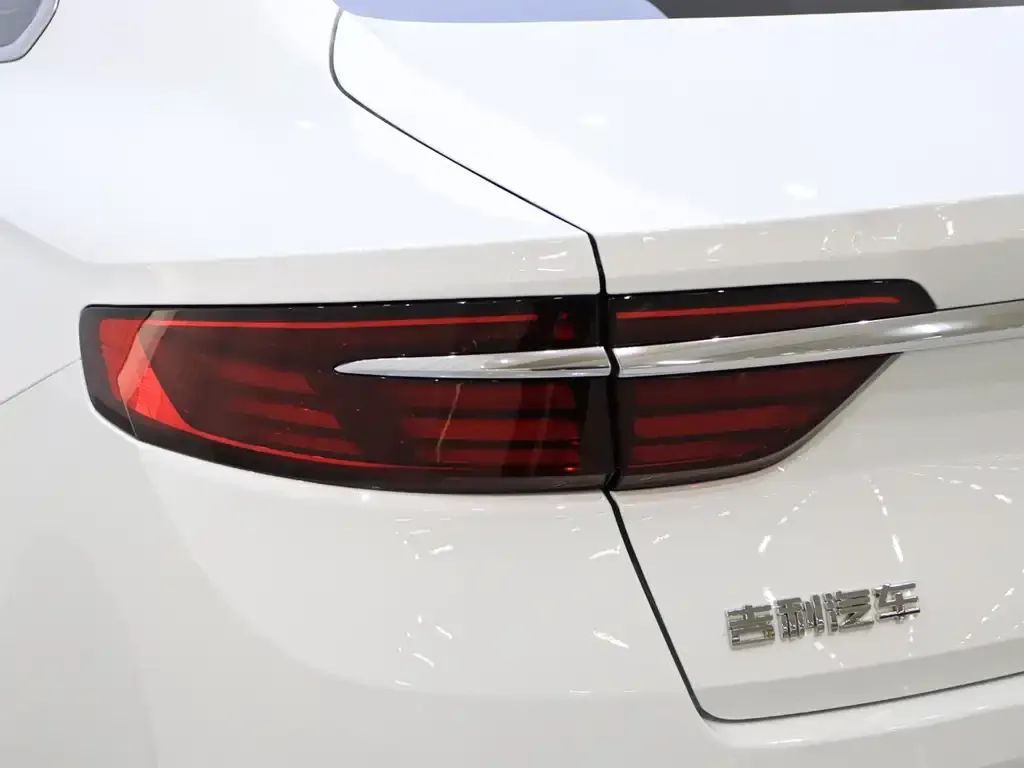 Geely Xingrui — фото 9