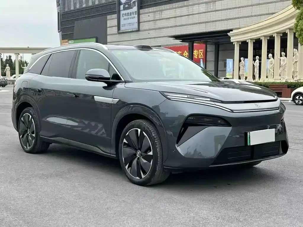 BYD Tang L — фото 2