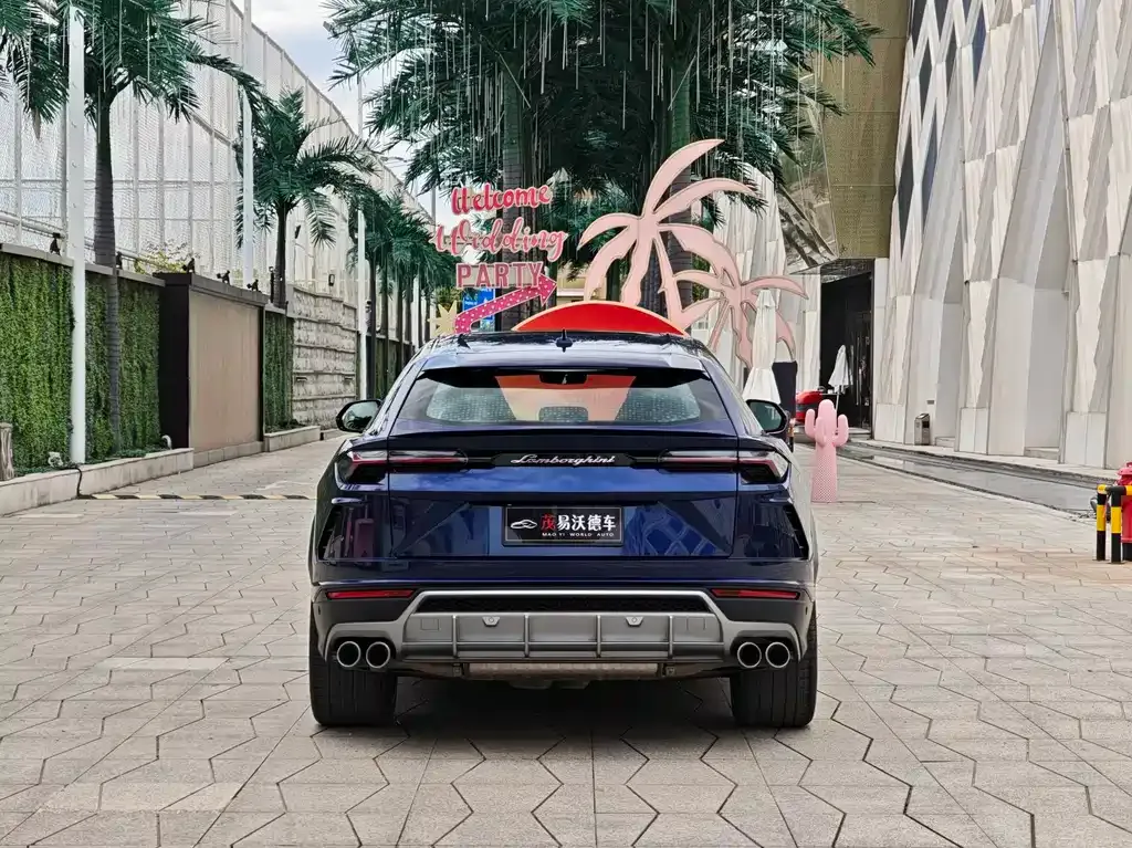 Lamborghini Urus — фото 8