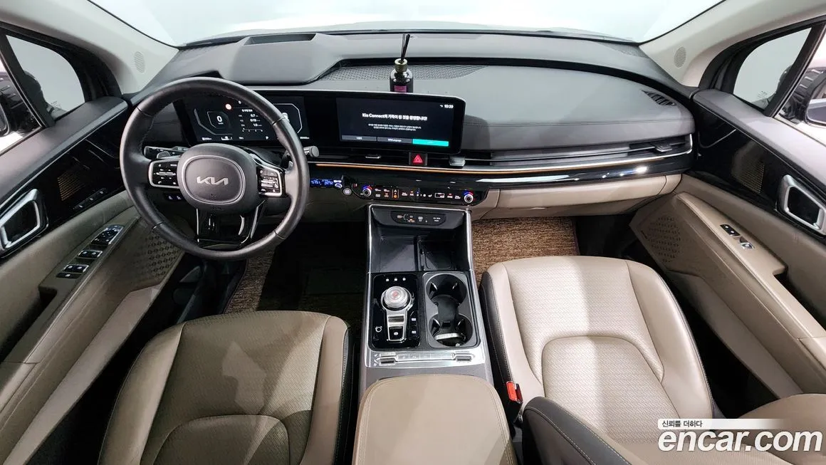 Kia Carnival — фото 4