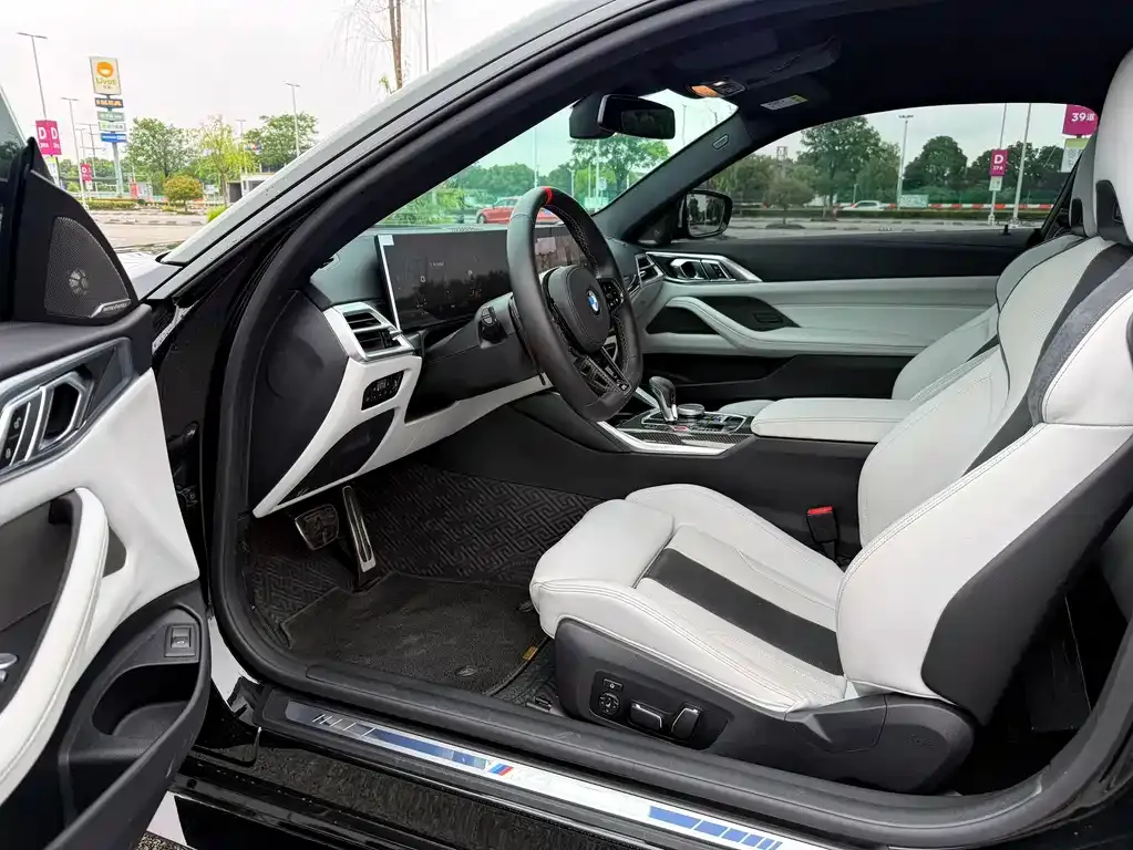 BMW M4 2025 из CN, фото 10