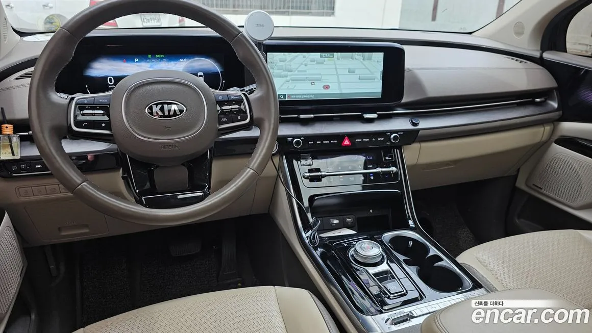 Kia Carnival — фото 4