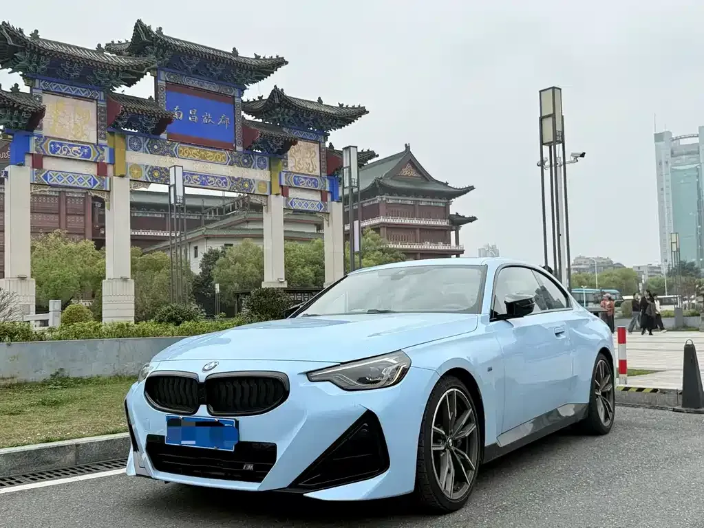 BMW M240i