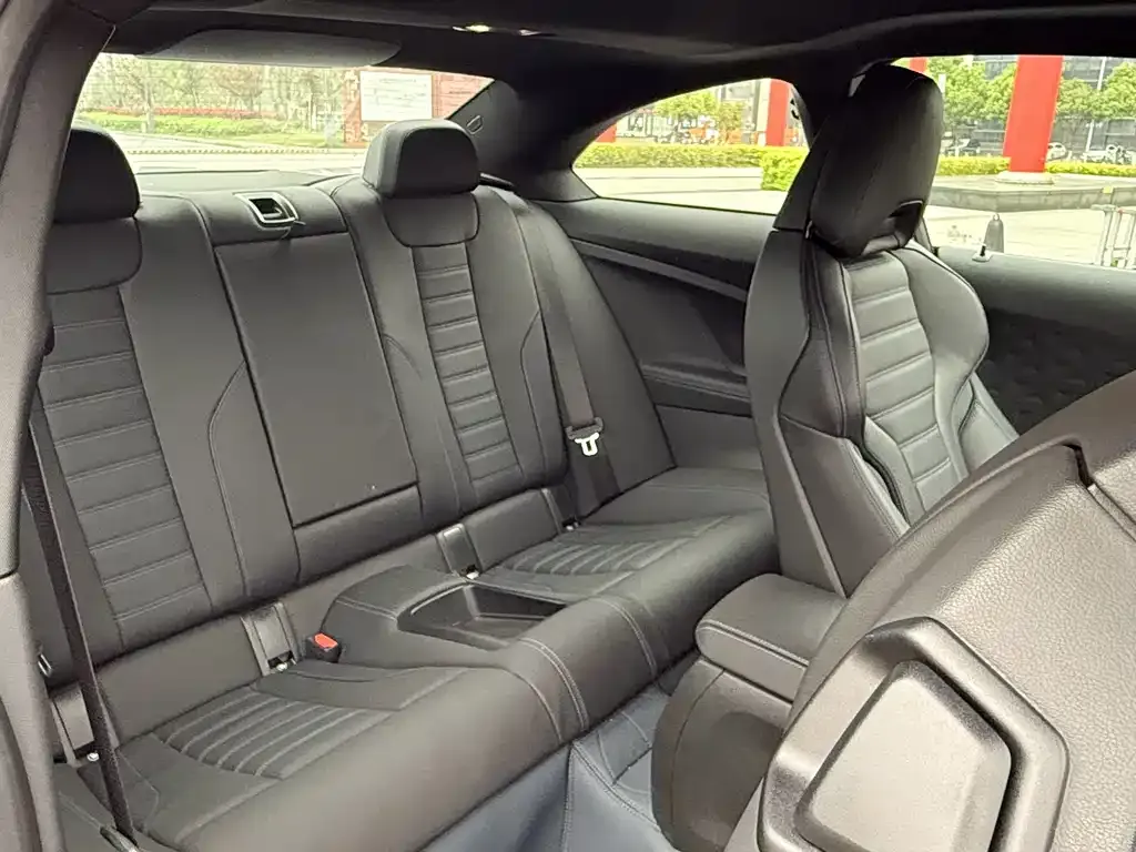 BMW M240i 2024 из CN, фото 4