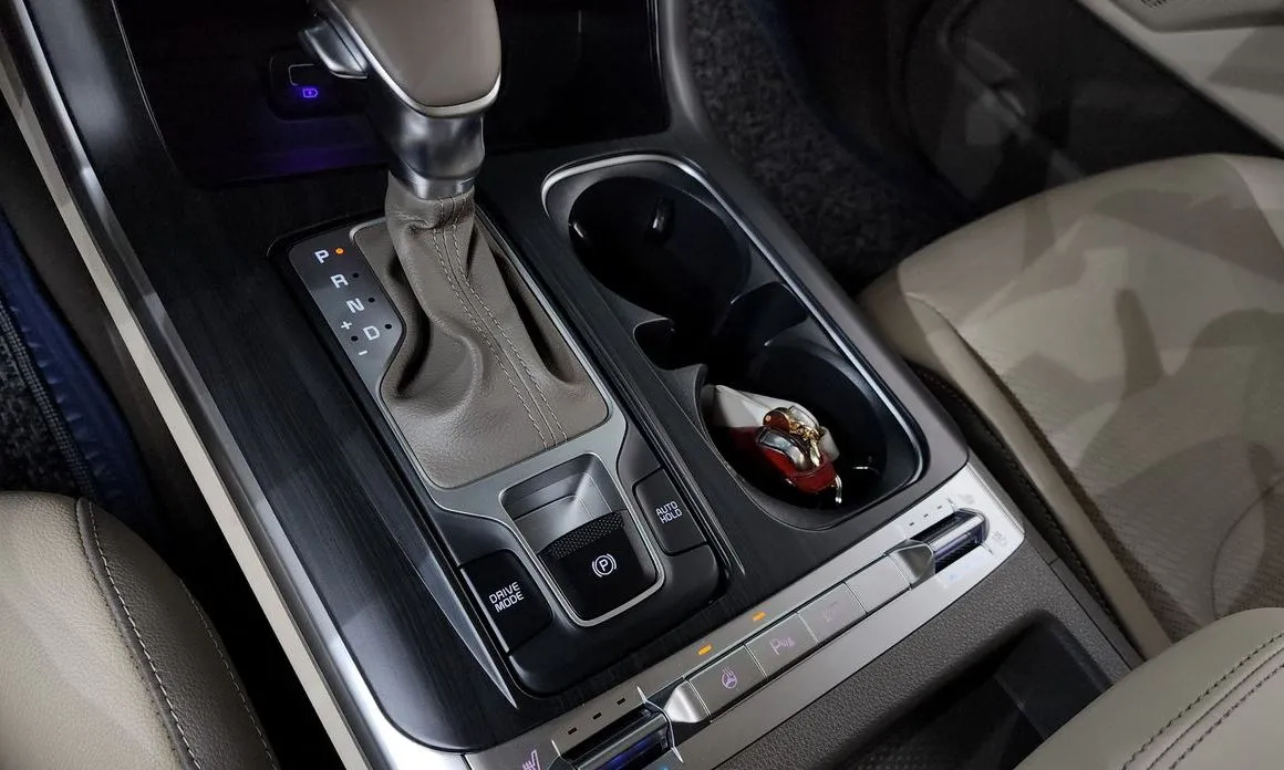 Kia Carnival — фото 9