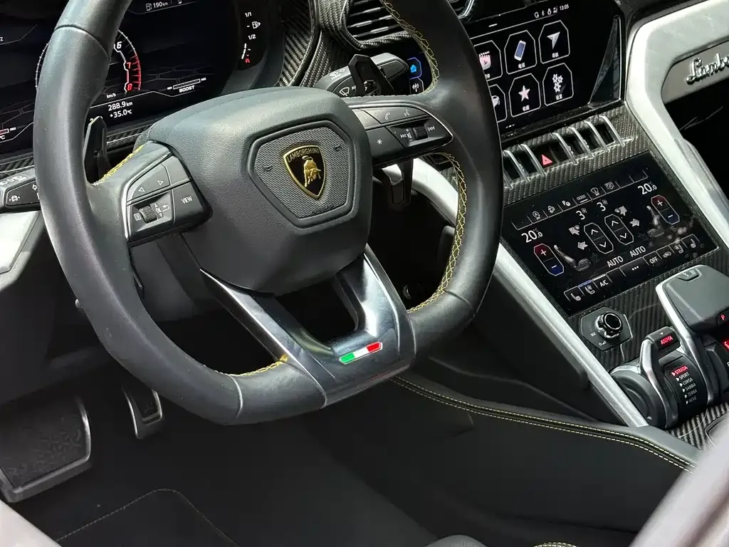Lamborghini Urus 2022 из CN, фото 3