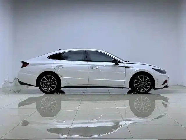 Hyundai Sonata — фото 7