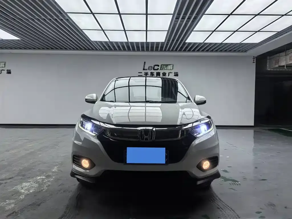 Honda Vezel 2021 из CN, фото 8