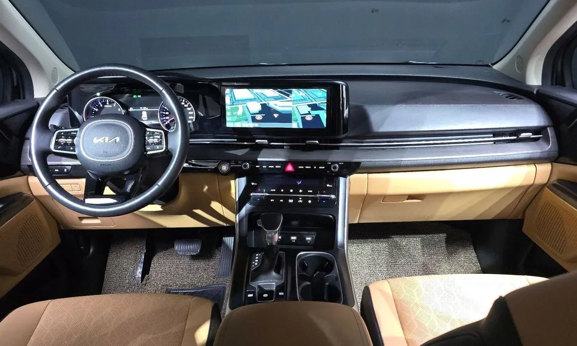 Kia Carnival 2023 из KR, фото 9