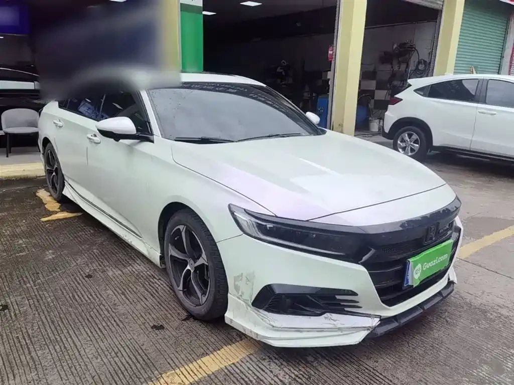 Honda Accord — фото 9