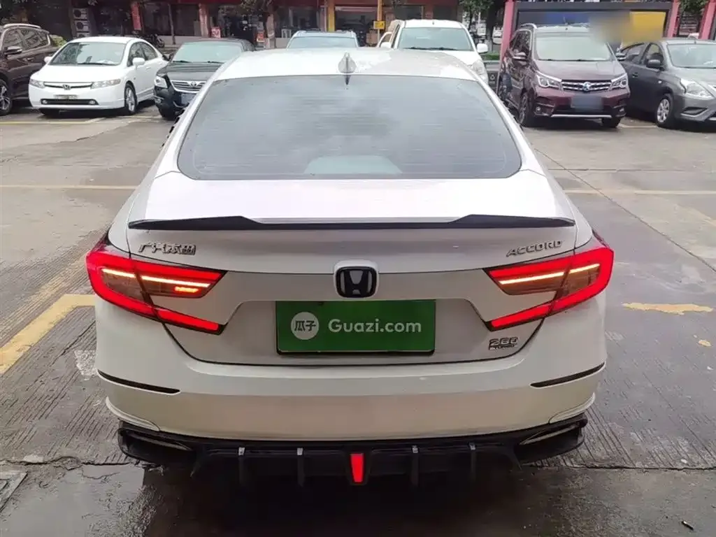 Honda Accord — фото 6
