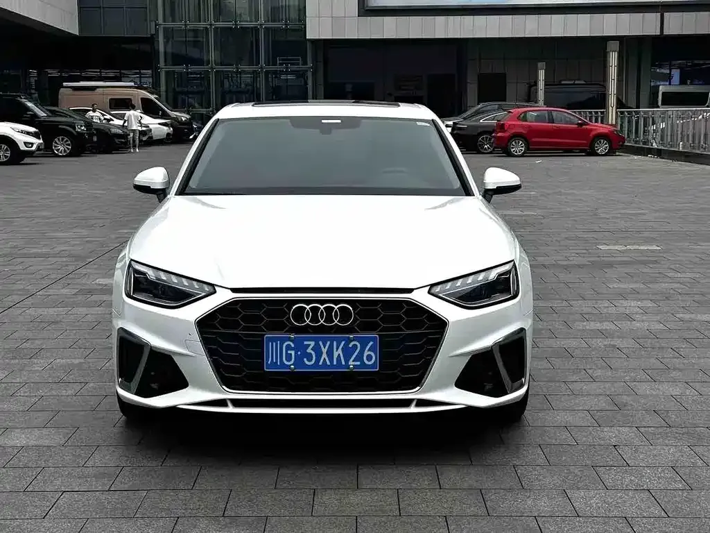 Audi A4L — фото 6