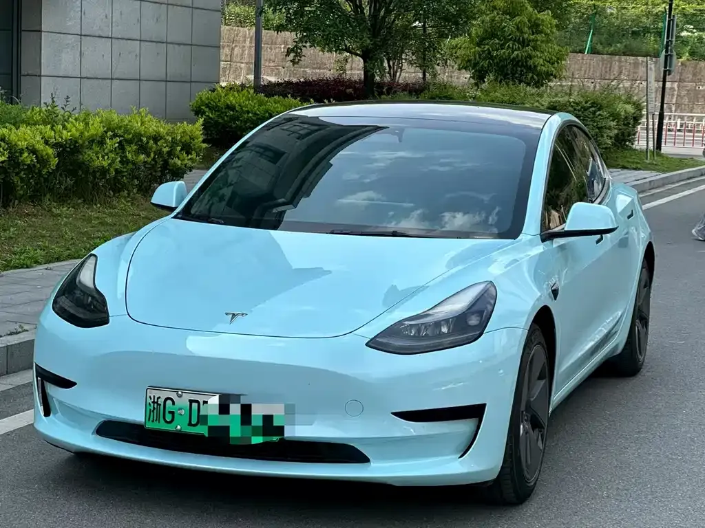 Tesla Model 3 — фото 6