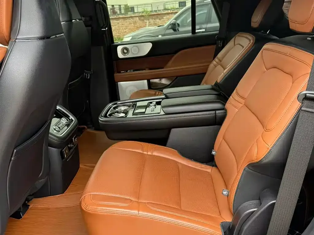 Lincoln Navigator 2021 из CN, фото 5
