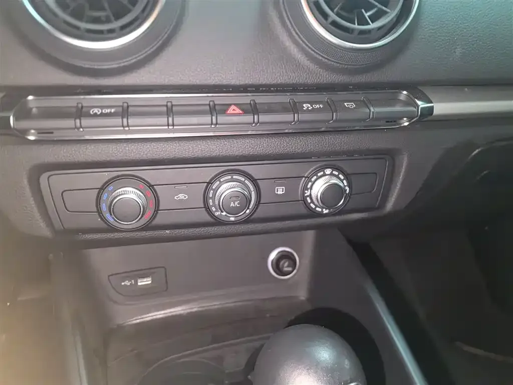 Audi A3 2021 из CN, фото 7