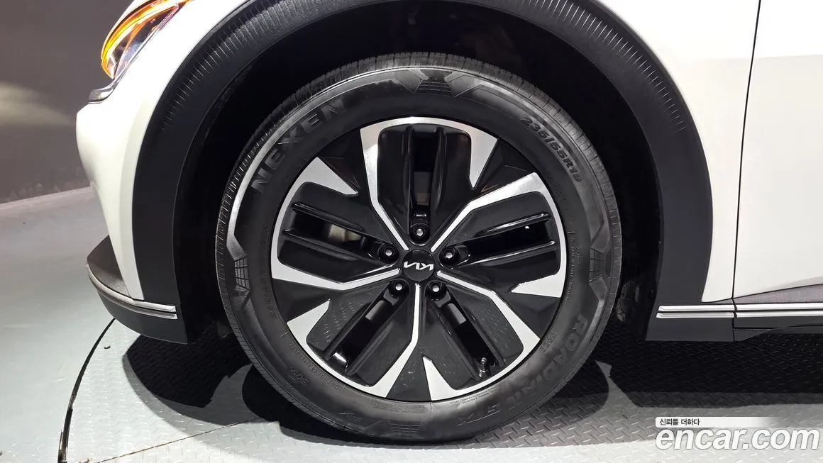 Kia EV6 2023 из KR, фото 7