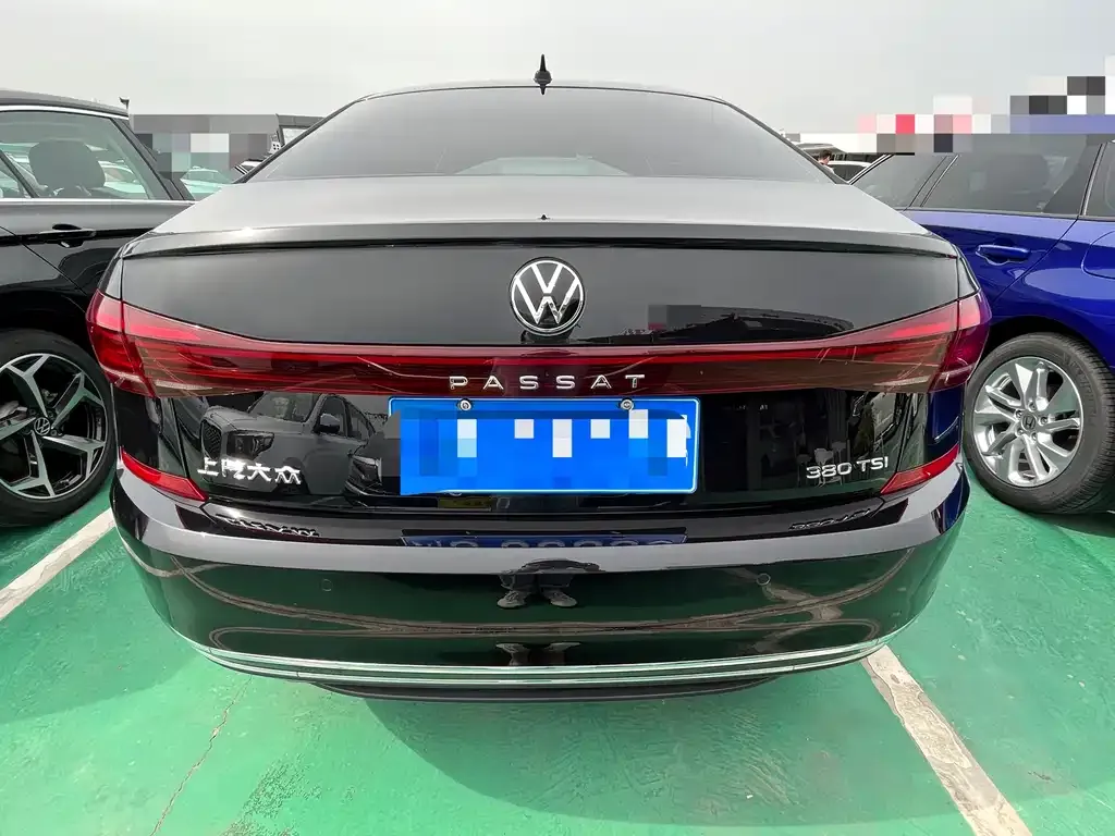 Volkswagen Passat 2024 из CN, фото 6