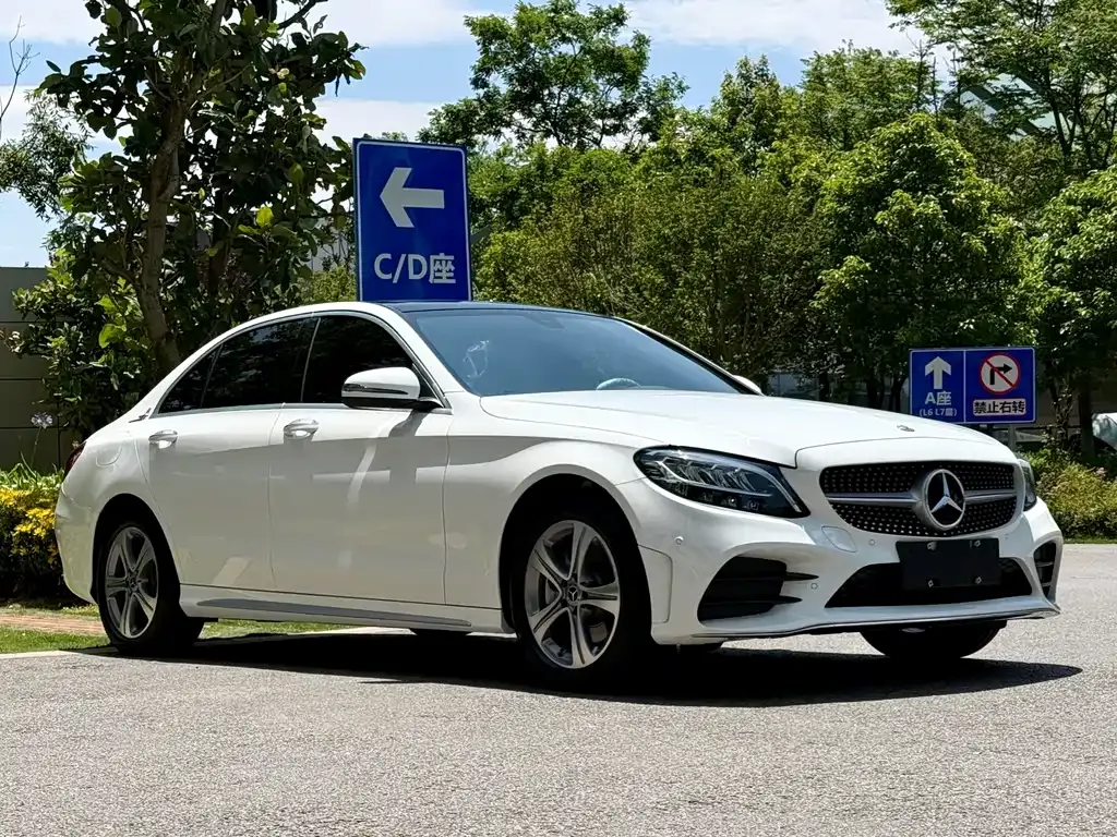 Mercedes-Benz C-Class — фото 9