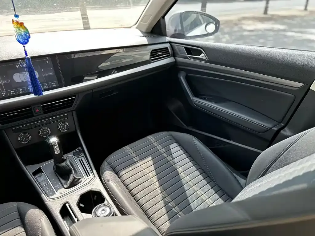 Volkswagen Lavida 2022 из CN, фото 3