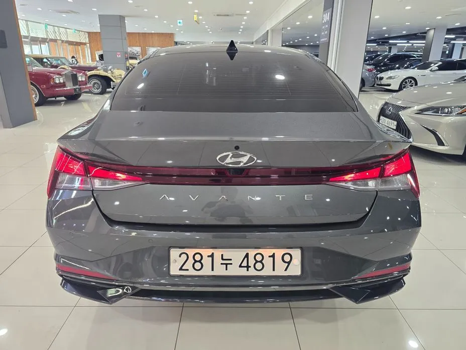 Hyundai AVANTE — фото 8