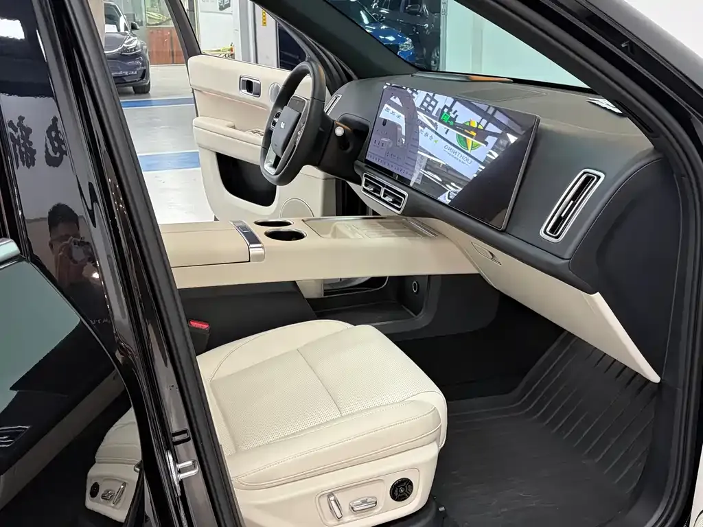 Li Auto L6 2024 из CN, фото 8