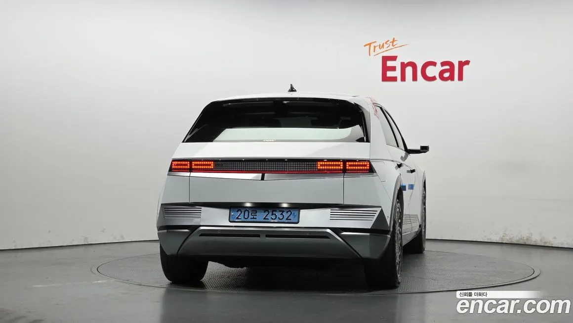Hyundai Ioniq5 — фото 2