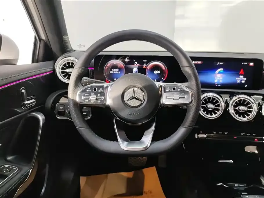 Mercedes-Benz A-Class — фото 2