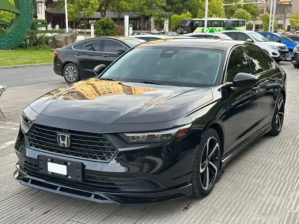 Honda Accord 2023 из CN, фото 5