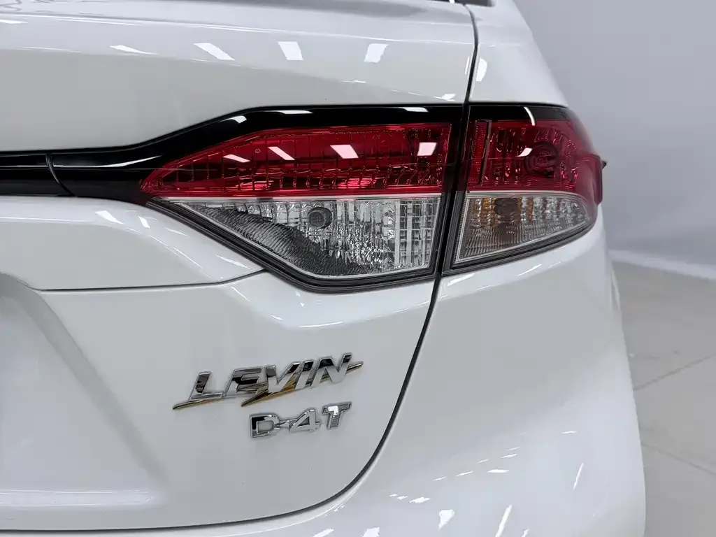 Toyota Levin — фото 7