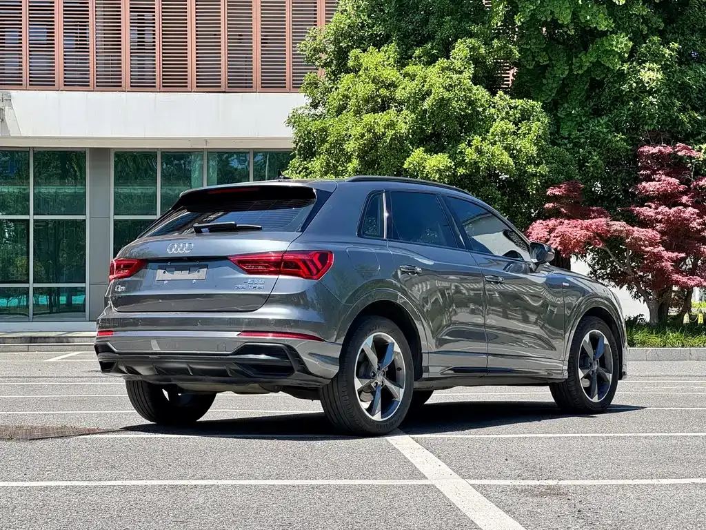 Audi Q3 2021 из CN, фото 9