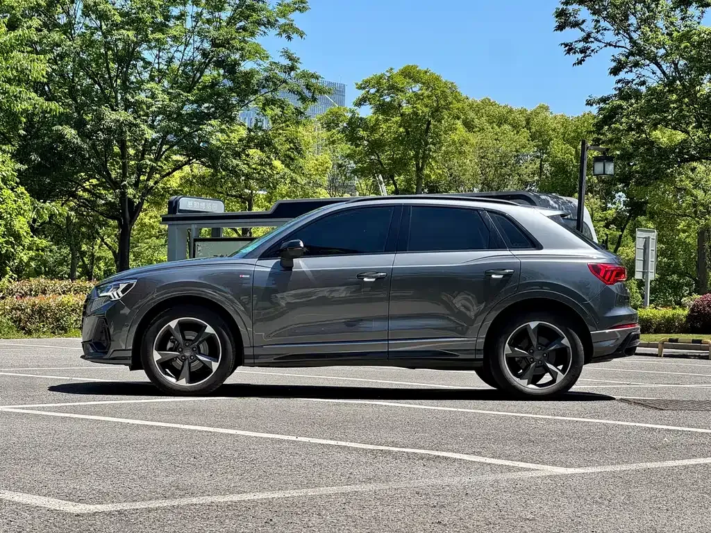Audi Q3 2021 из CN, фото 8