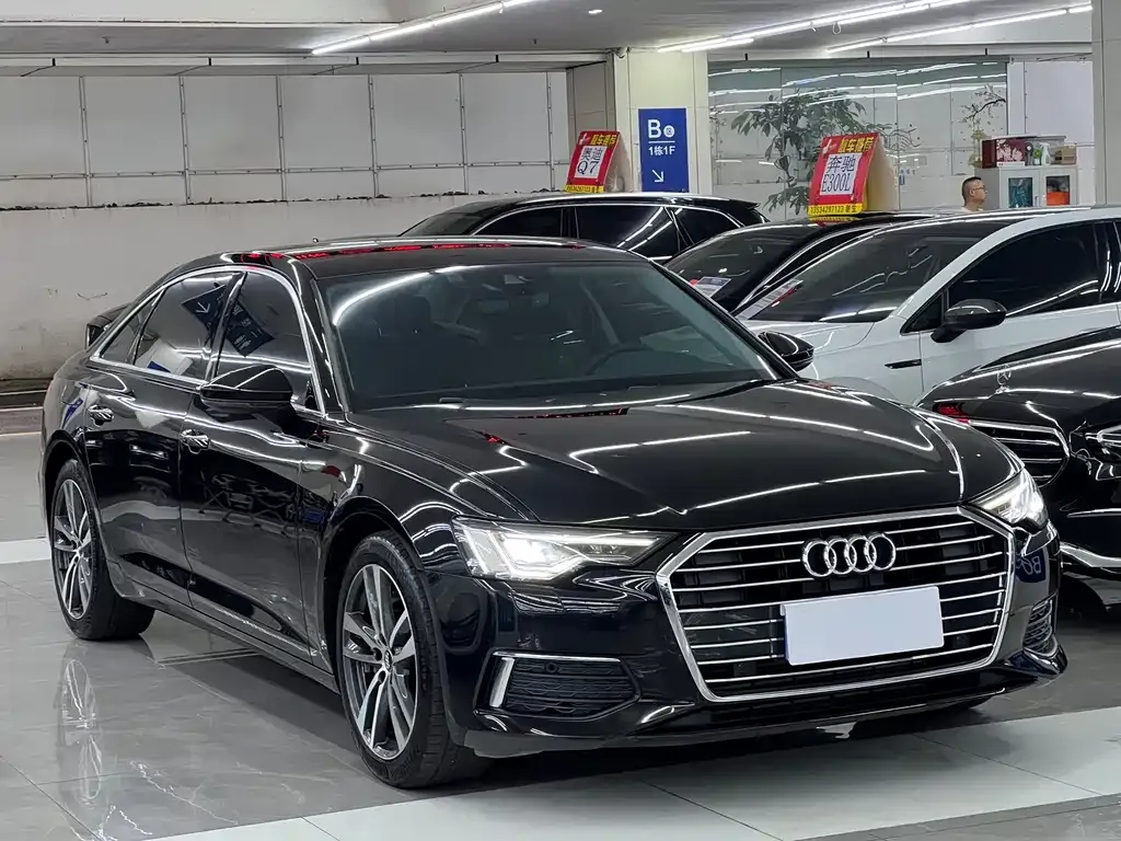 Audi A6L — фото 9