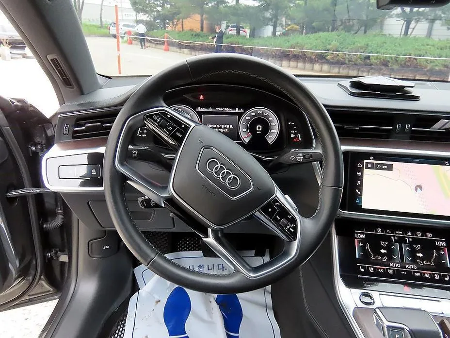 Audi A7 — фото 6