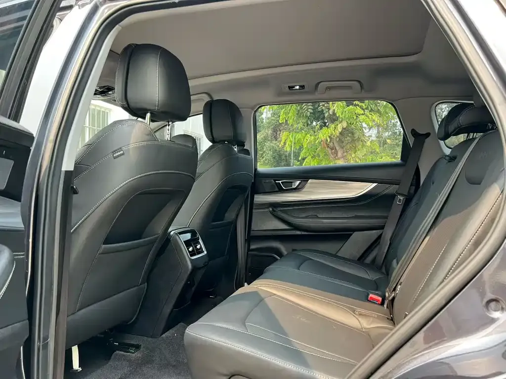 Chery Tiggo 8 PLUS — фото 6