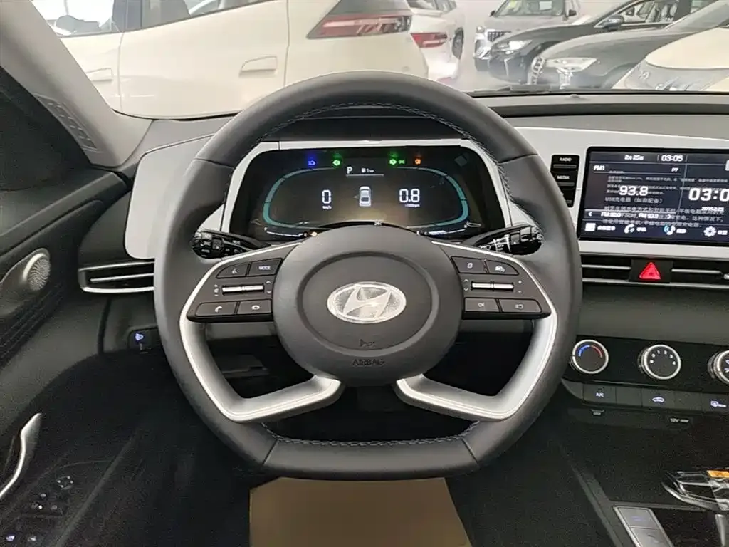 Hyundai Elantra 2026 из CN, фото 7