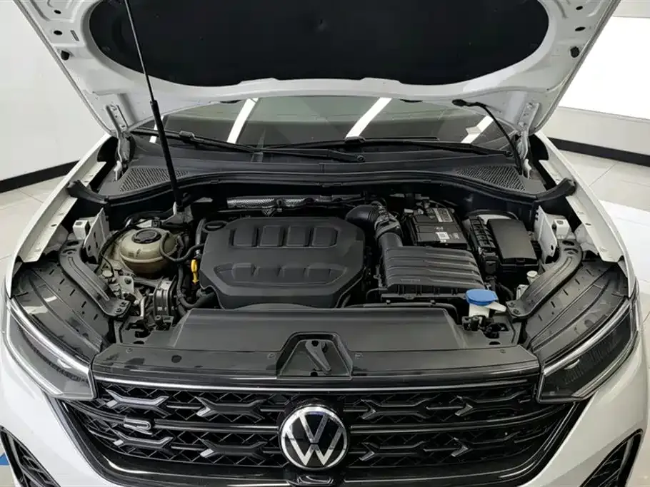 Volkswagen Tayron X 2023 из CN, фото 10